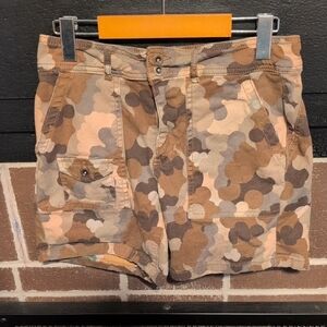 Anthropologie The Wanderer Brown Camouflage Shorts